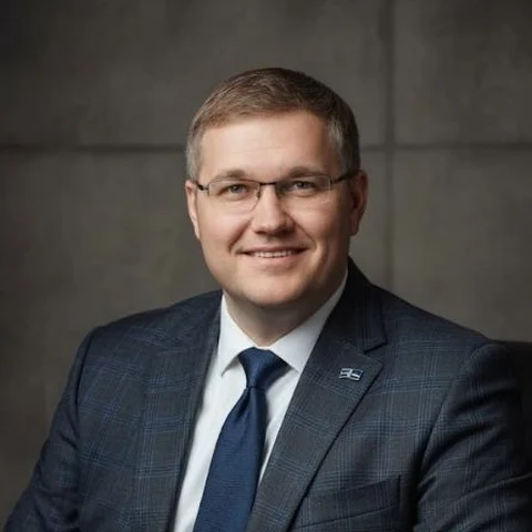 Михаил Гранатов, руководитель Академии Робозум